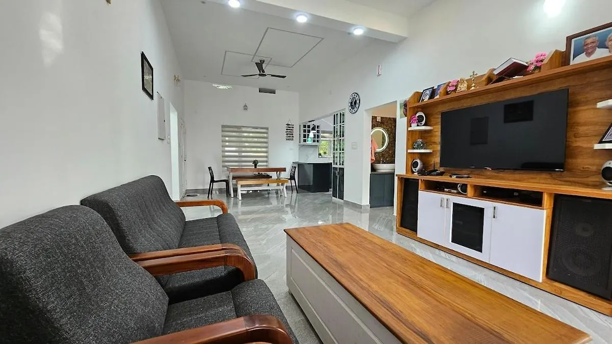 Uthuppan'S Holiday Home The Entire Home Udumbanshola India